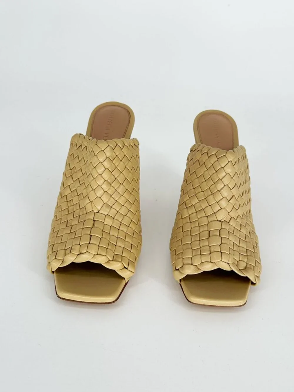 Bottega Veneta Knot Heel Intrecciato Leather Woven Tan 37